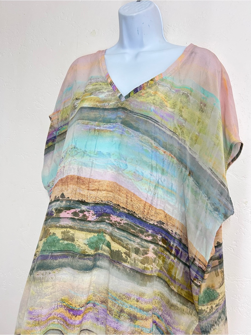 Soft Surroundings 100% Silk Serendipity Desert Villa Print Blouse Size L - Picture 3 of 8